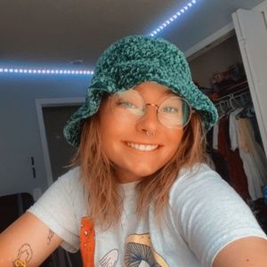 Meet your Posher, Chase